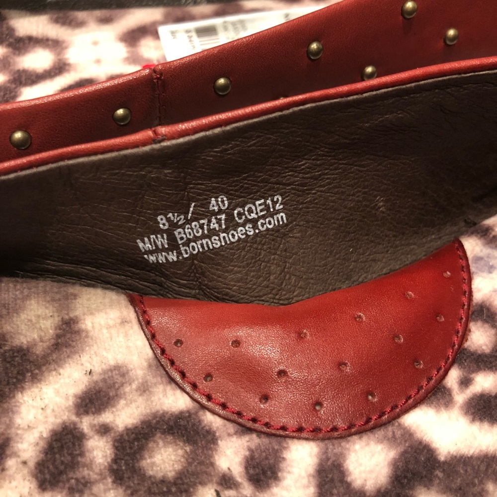 Born Red Leather Comfort Shoes Bronx Studs - Picture 3 of 8